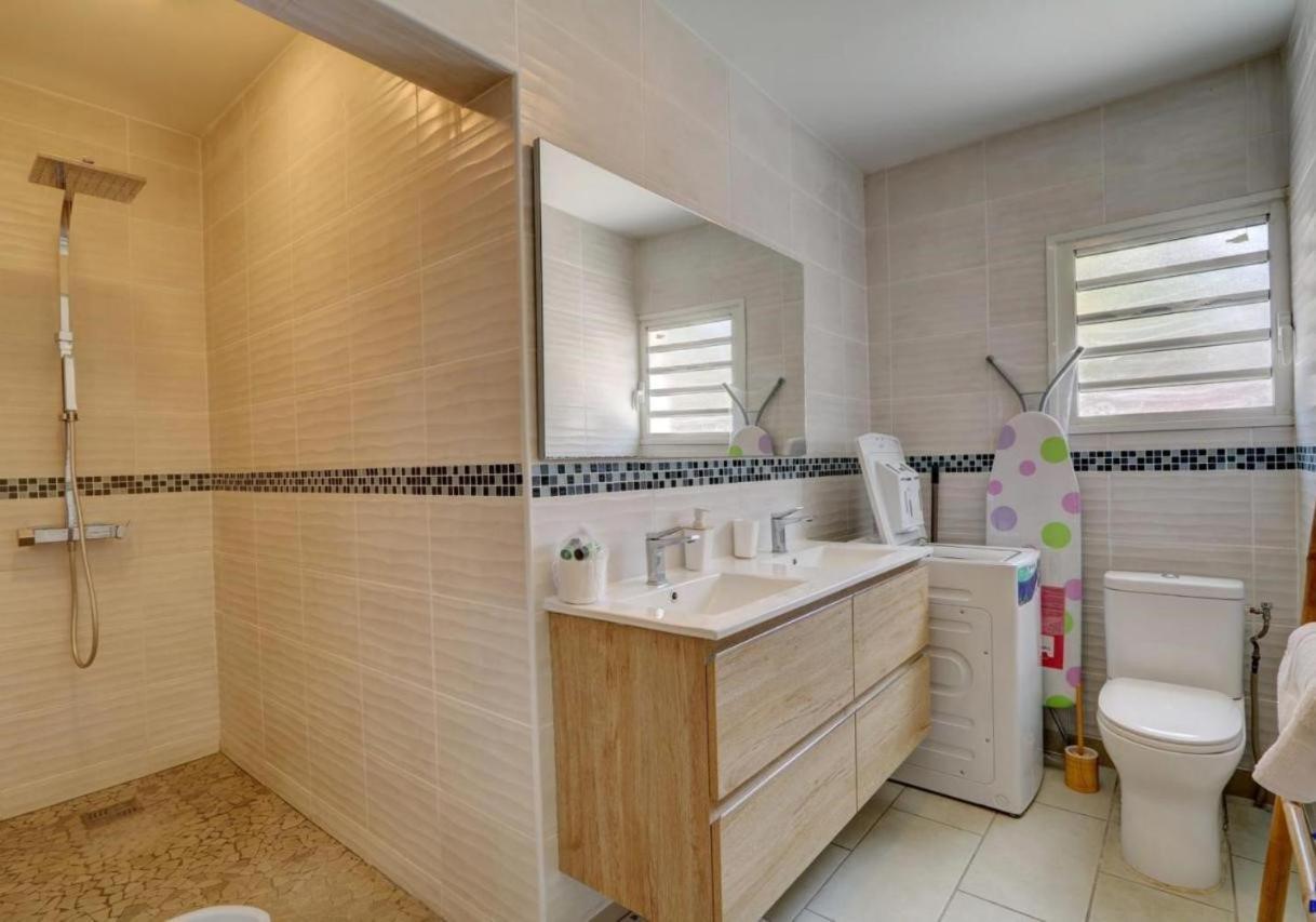 Charme Du Nord 2 Apartment Sainte Clotilde Ngoại thất bức ảnh
