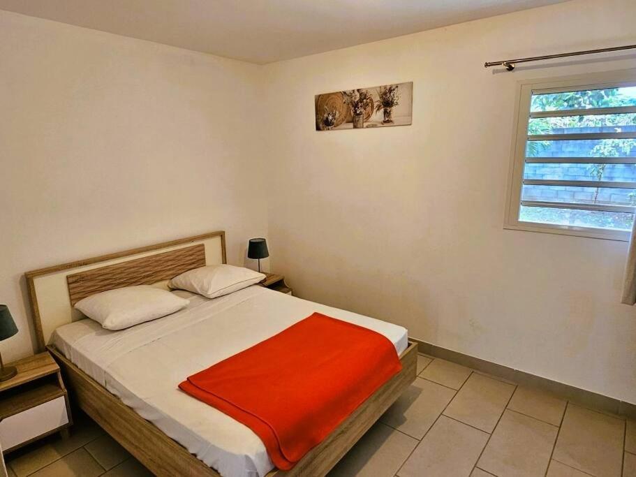 Charme Du Nord 2 Apartment Sainte Clotilde Ngoại thất bức ảnh